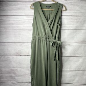 Banana Replublic Jumpsuit 100% Lyocell Sage Green Side Zipper women's sz 14 FLAW